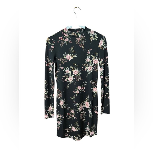 🟣Forever 21 Black Floral Long Sleeve Dress – Size Medium - Picture 1 of 3